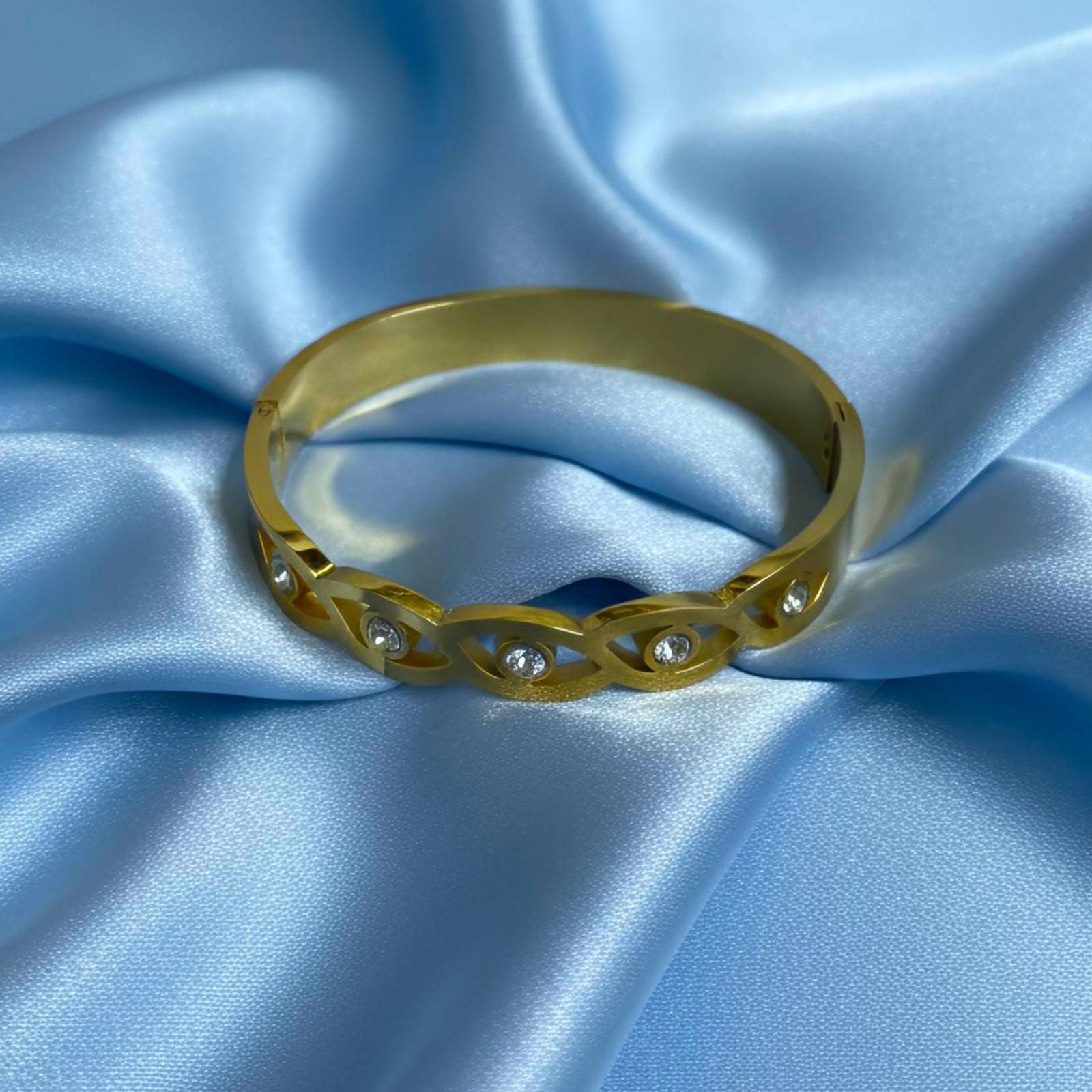 Aurora Crystal Link Bracelet (Anti-Tarnish)